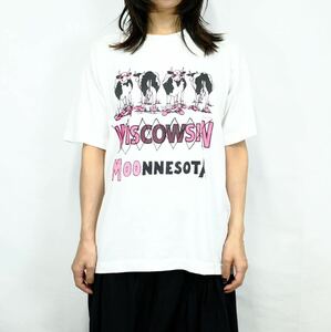 【1990s】ビンテージ　牛柄デザイン　USA製　白Tシャツ　古着屋　半袖　イラスト　アート　デザイン　動物　海外仕入れ