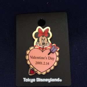 激レア希少品　TDL 東京ディズニーランド 2001年バレンタインデー　ミニーマウス ピンバッジ