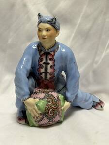 中国美術 景徳鎮 粉彩人物 50年代曾龍生 人形 置物 時代物 