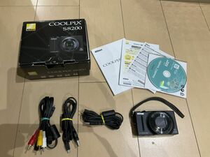 ジャンク　Nikon COOLPIX S8200 コンパクトデジタルカメラ クールピクス