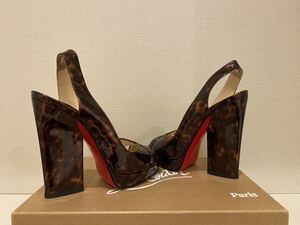 美品♪Christian Louboutin (クリスチャン ルブタン)NEW MARPOIL ハイヒール パテントヒール♪