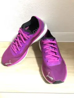 プーマ　リベレイトニトロ　PUMA LIBERATE nitro 23センチ