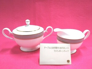 g_t T936　アンティーク　NIKKO ニッコー　FINE BONE CHINA ファインボーンチャイナ　シュガーポット&ミルク入れ　未使用品　箱入り