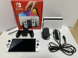 ほぼ未使用品！Nintendo ニンテンドースイッチ Nintendo Switch 有機ELモデル HEG-S-KAAAA　Joy-Con(L)/(R) ホワイト 任天堂