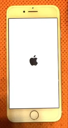 Apple iPhone 8 ホワイト64GB SIMフリー