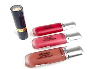 未使用　レブロン　REVLON　SUPER LUSTROUS LIPSTICK　１本　300　ULTRA HD MATTE LIPCOLOR　3本　635/600/630　KES-2609