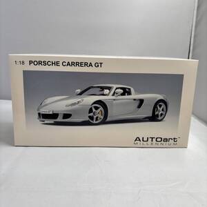 ◆◇オートアート 1/18 ポルシェ カレラGT シルバー 78046 本体美品 箱難あり PORSCHE CARRERA AUTOart Silver◇◆