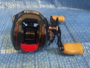 Megabass IP79L メガバスベイト リール 左ハンドル