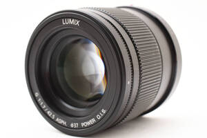 ★良品★ パナソニック Panasonic H-HS043 LUMIX G 42.5mm F1.7 ASPH./POWER O.I.S. ブラック ★ L990#4489