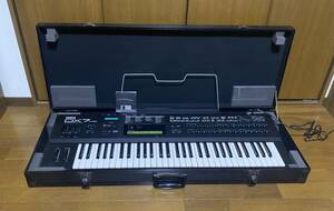 【中古品】YAMAHA DX7Ⅱ-FD・純正ハードケース・カートリッジ・譜面台 2DD 付き