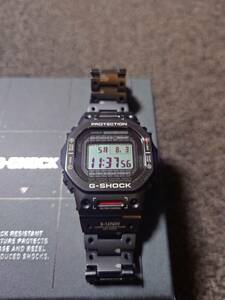 カシオ G-SHOCK GMW-B5000TVA-1JR　新品同様　送料込み