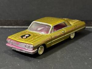 Revell 1963 CHEVROLET Impala LOWRIDER レベル シボレー インパラ ローライダー 1/64 アメ車 ミニカー ピンスト ミューラル ハイドロ/DU