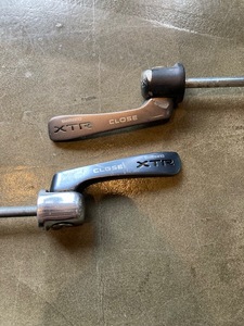 即決シマノshimano XTRクイックレリーズvintageクイックリリースMTBビンテージold mtbデオーレ　ビンテージ