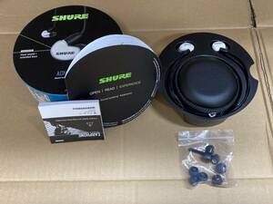 ■SHURE■高遮音性イヤホン■AONIC 215/WH [SE215DYWH+UNI-A]■中古■　★即決★