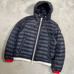 1円　極美品　MONCLER モンクレール EVRARD ライトダウン ダウンジャケット　アウター ネイビー 2サイズ　10944