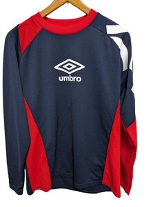 アンブロのスポーツウェア　umbroの長袖シャツ