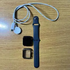 Apple Watch SE 第二世代（SE2）40mm GPS