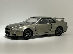 日産 スカイライン GTR Vスペック ニュル タカラトミー ミニカー 1/43 NISSAN GT-R ミレニアムジェイド