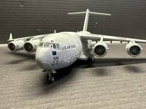 1/200スケール　アメリカ空軍輸送機C-17グローブマスター３