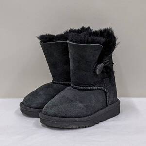 UGG Australia/アグオーストラリア/Bailey Button Toddlers Kids/ベイリーボタンムートンブーツ/キッズ/ショートブーツ/SIZE 14.5