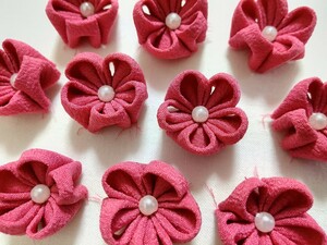 １０個　２５　つまみお花　モチーフ　ハンドメイド