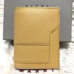 【良品•付属品完備✨】MARNI バイフォールド 折り財布 イエロー