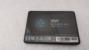 ソリッドステートドライブ SSD 256GB ／ ブランド：シリコンパワー