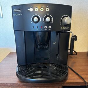 デロンギ 全自動コーヒーマシン MAGNIFICA エスプレッソマシン ESAM1000SJ マグニフィカ DeLonghi コーヒーメーカー