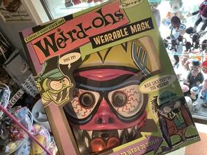 Weird-ohs WEARABLE MASK DIGGER PINK EYE