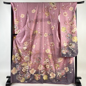 振袖 身丈170.5cm 裄丈67cm L 袷 山本寛斎 落款 桜 流水 金彩 刺繍 ピンク 正絹 美品 逸品 【中古】