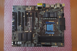 ジャンク！ASRock マザーボード Z87 Extreme4 LGA1150 DDR3 ATX仕様 不動 故障品 部品取り！