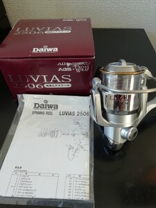 レア 美品 DAIWA 04ルビアス2506人気ルビアス ダイワ MADE IN JAPAN