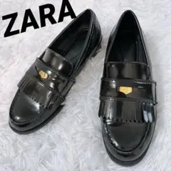 【ZARA】フラットローファーメタルディテールコインローファー 黒 フリンジ