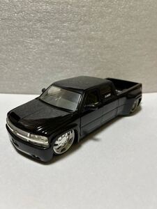 超激レア希少！JADA TOYS／ジェイダ！CHEVY SILVERADO DOOLEY！シルバラード！1/24スケール！ダイキャストミニカー！当時物！