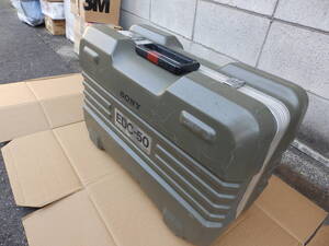 2 SONY ソニー ビデオカメラケース EDC-50用 68cmx43.5cmx29cm 鍵なし 中古！