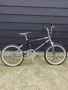 DUSTYCHAMP BMX x KUWAHARA Survivor 20 限定