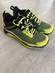 THE NORTH FACE Vectiv Infite サルファースグリーンTNFブラック　26.0 中古美品