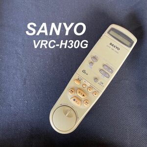 サンヨー SANYO VRC-H30G リモコン ビデオ VHS テレビ 液晶 赤外線チェック済 清掃 除菌済み 中古 RC2602