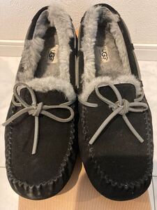 UGG/アグ/オルセン/OLSEN/黒/US10/28cm/モカシン/ムートン/スリッポン/ローファー/サーフィン