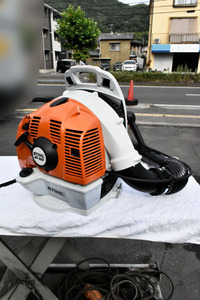 HS24 美品 スチール STIHL 背負い式ブロワー ブロアー BR 350 エンジン搭載 パワフルモデル 混合燃料