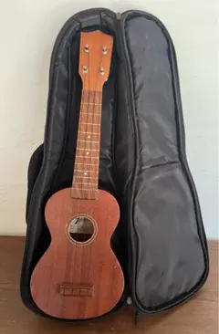 フェイマス ウクレレFamous ukulele400 発送込み