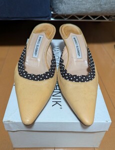 MANOLO BLAHNIK マノロブラニク ドット柄 パンプス 371/2 靴