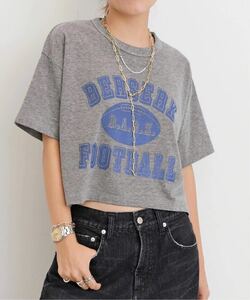 美品 STAMMBAUM シュタンバウムCROPPED Tシャツ レミレリーフ 半袖 REMI RELIEF 