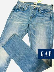 新品タグ付き訳あり　GAP　ギャップ　デニムパンツ　ジーンズ　ストレート　1969 GAPタックボタン　サイズ2/26　日本サイズ9