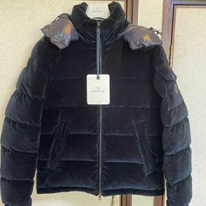 美品 27万円 モンクレール ARMORIQUE ダークネイビー サイズ2 L ベルベット MONCLER マヤ モンジュネーブル ダウンジャケット