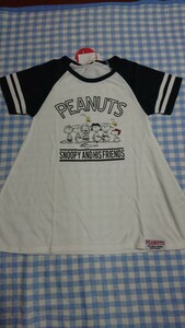 〇175☆未使用・保管品☆PEANUTS☆AラインスヌーピーTシャツチュニック　140①