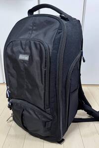 【thinkTANKphoto / シンクタンクフォト】カメラバッグ StreetWalker Pro 　ストリートウォーカー プロ　★送料無料★