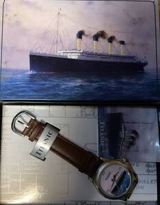 Taitanic 時計　新品