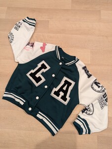 子供服　 ジャケット130サイズ　新品