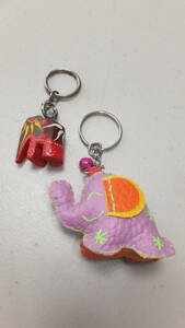 ★OMIYAGE★Southeast Asia Elephant key chain 東南アジア象さんのキーホルダーお土産 USED IN JAPAN セット